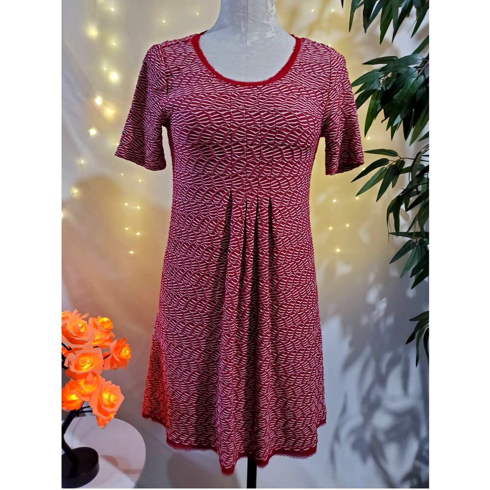 Anthropologie Maeve Dora Women's XS Stretch Knit Textured Shift Dress Red White